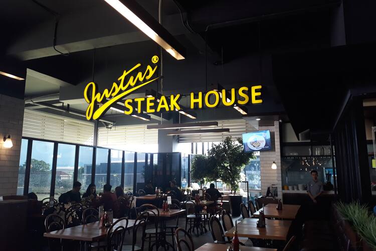 Justus Steak House Andir Bandung